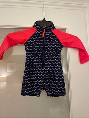 Egg Baby Unisex  One Piece Rash Guard Waves, Fish, Stars long sleeve Zip up 3M